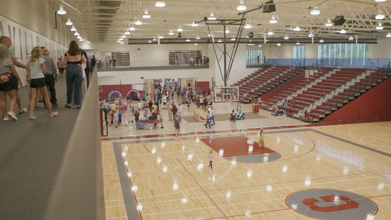 01 Grandville Middle School v1 00 00 27 01 Still006