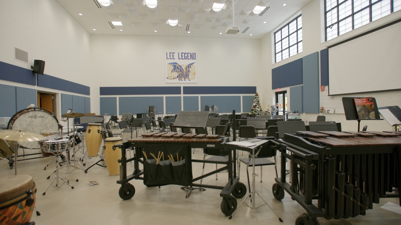 01 Final v1 00 00 25 10 Still005