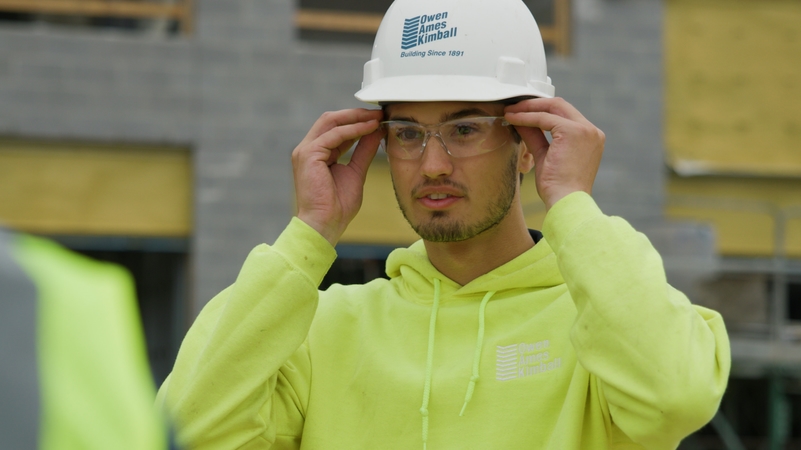 02 v2 final 00 00 19 16 Still007