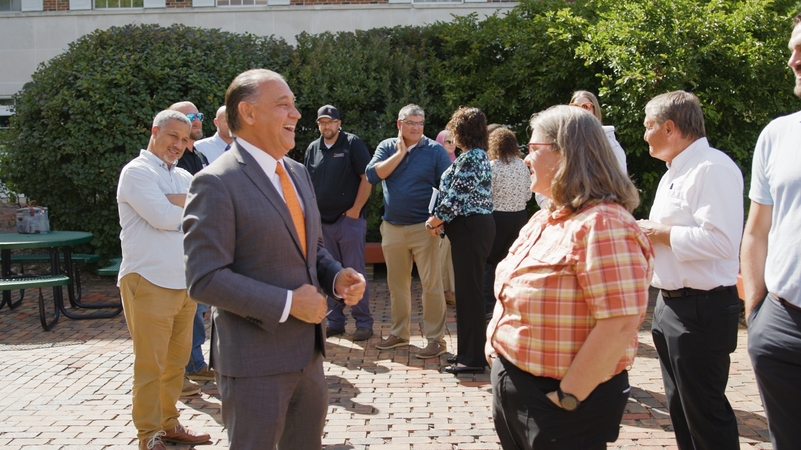 079 Kzoo Electrical Final 00 00 55 03 Still010