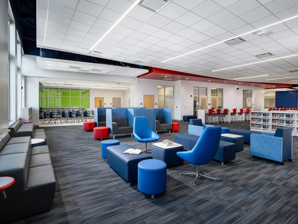 15100 Veterans Memorial Blvd large 006 019 Media Center copy 1334x1000 72dpi