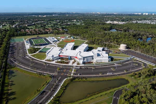 15100 Veterans Memorial Blvd large 027 005 Aerial 1 1500x1000 72dpi