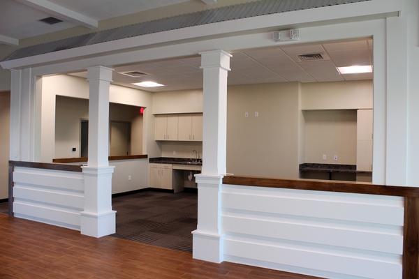 Aviation La Belle Terminal Interior03