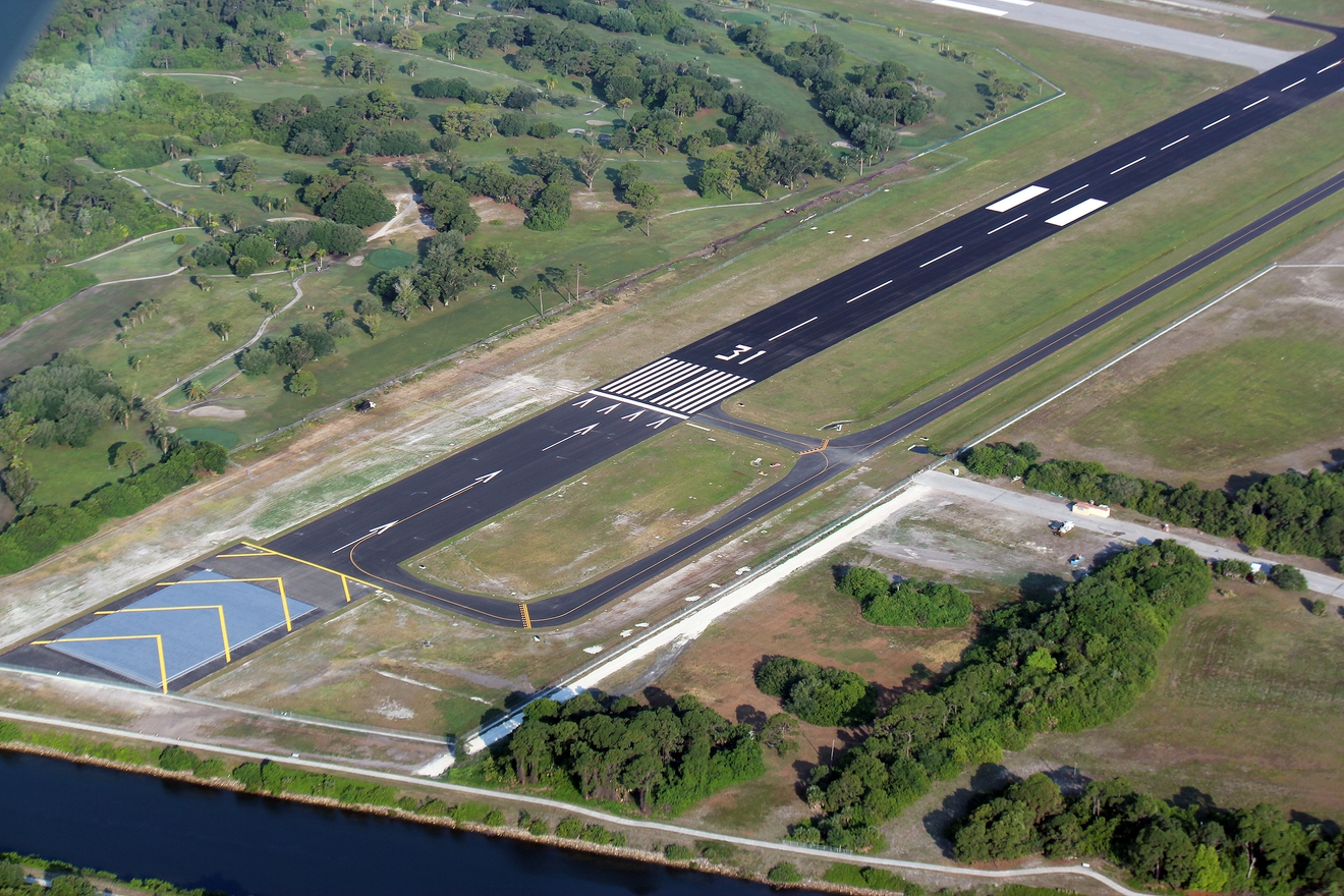 Aviation Venice 13 31 RPZ RW31