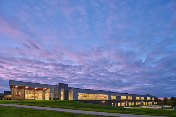 GMB Grandville Middle School 0001