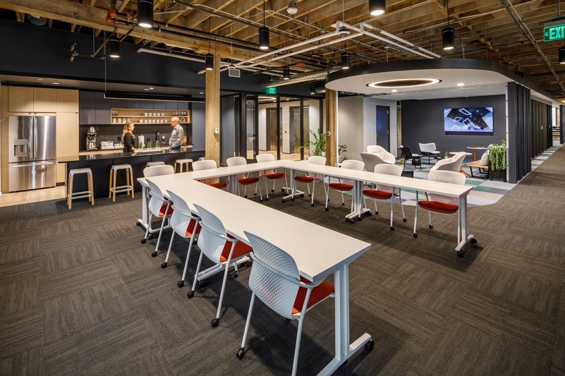 GHAFARI GR OFFICE033