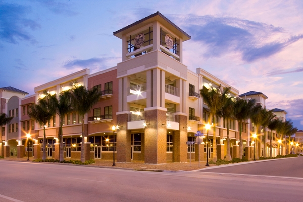 Gov Herald Court Centre Front1 b