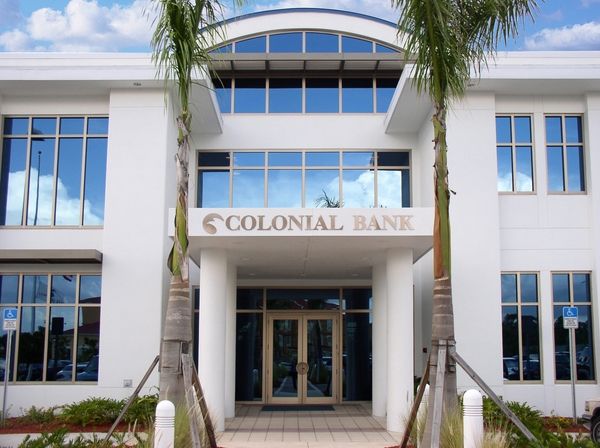 Financial Colonial HQ Front Entry2 b