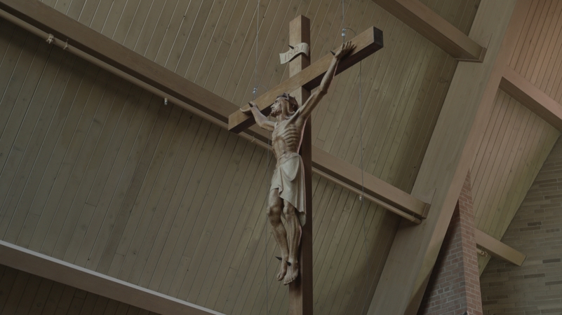 Tour 00 00 47 14 Still033