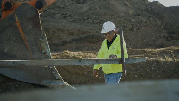 Thornton Walk Thru Juan Sr 00 00 27 02 Still004