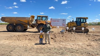 Cade Dammen with son Paxton