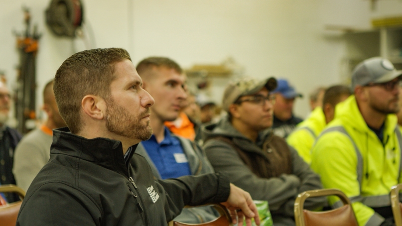 A001 C013 1017 BZ 001 mov 18 07 18 08 Still001 2