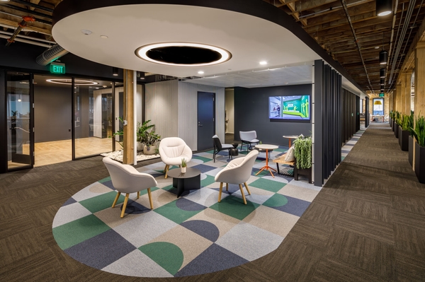 GHAFARI GR OFFICE037