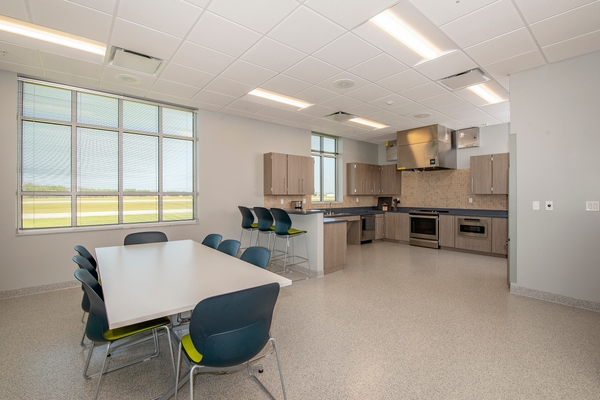 OAK Naples ARFF Kitchen