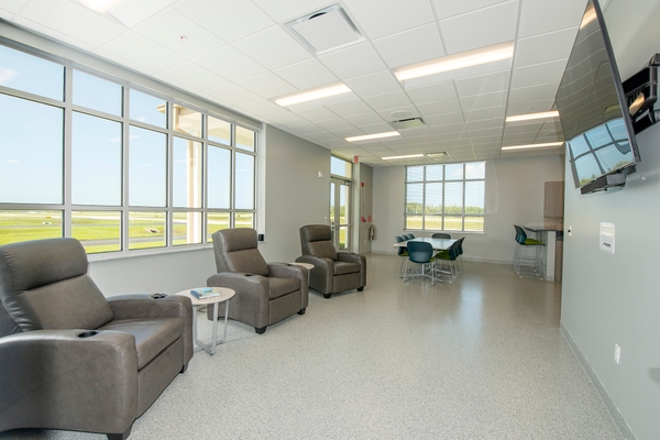 OAK Naples ARFF TV area 2