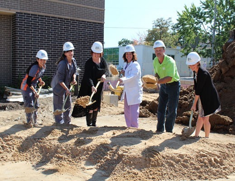 News Eastown Vet Breaks Ground 520 400 90 s c1