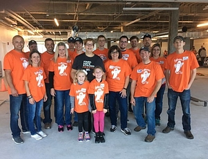 News Hard Hats Strong Hearts Orange Team 520 400 90 s c1