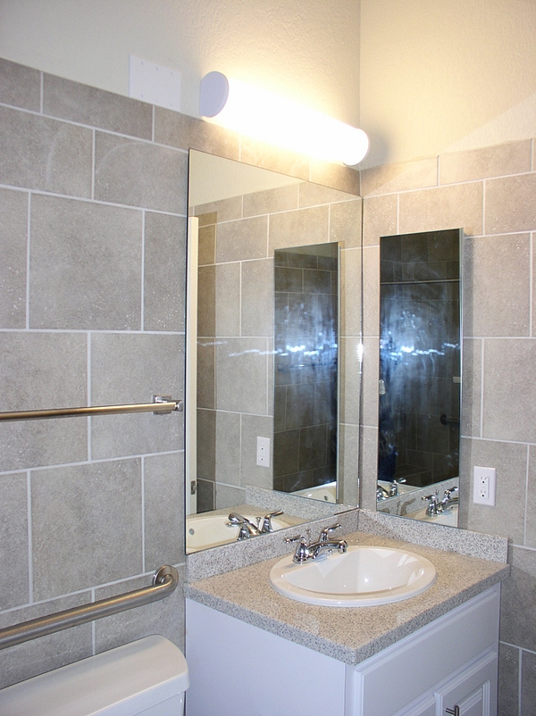 Multi Fam Coconut Cove Int Bath1 W