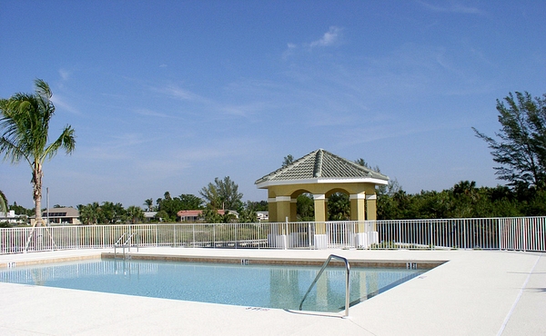 Multi Fam Island Cove Pool