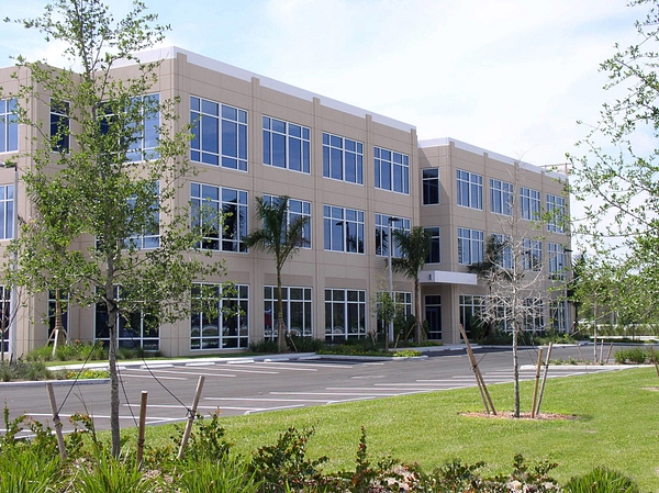 Office Forum Exterior2