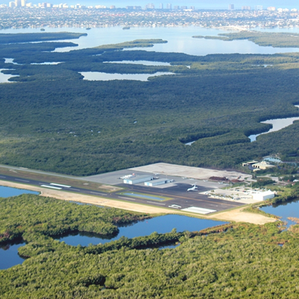Aviation Marco Island Exec Aerial Apron W1