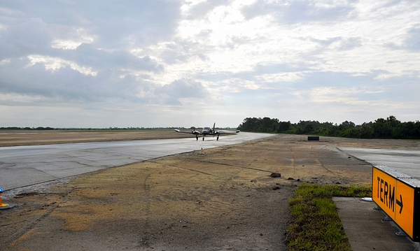 Aviation Immokalee Reg Taxiway01 W