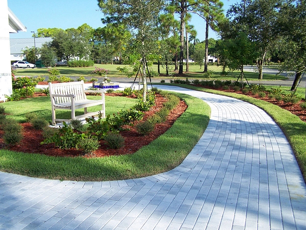 Faith St Marys Episcopal Garden Walk3