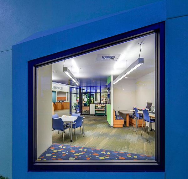 Gov Eng Library Ext Wndw lr