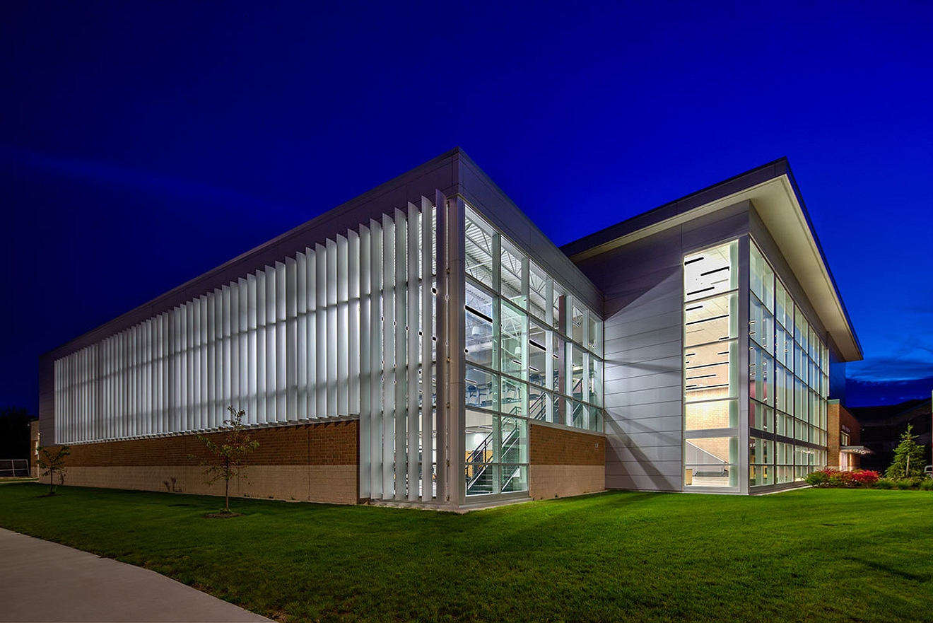 Grandville High School 917 A9135 6 7