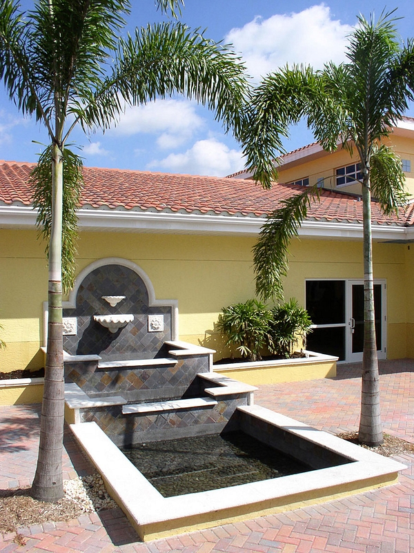 Health AL Joannes House Fountain