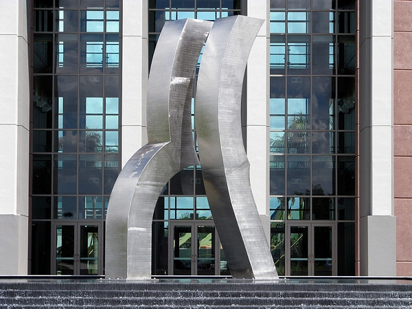 Higher Ed FGCU Lutgert Human Race