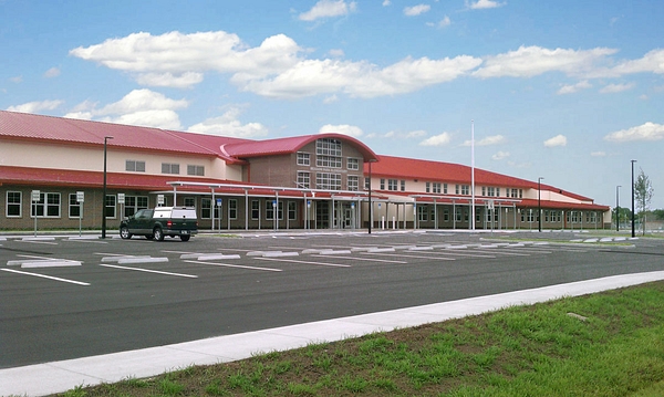 K 12 Meadow Park ES Front1