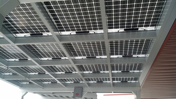 K 12 Meadow Park ES Solar Panels