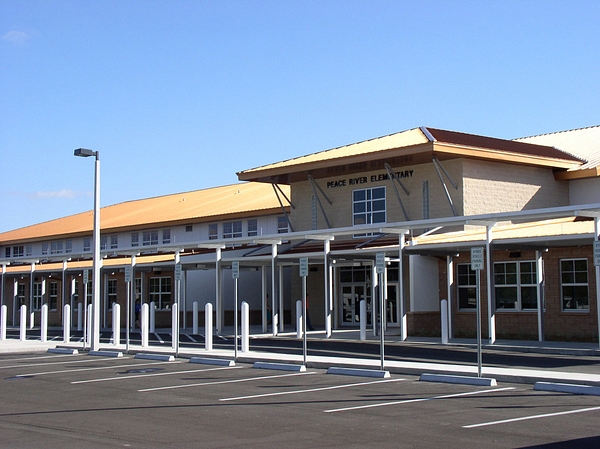 K 12 Peace River ES Front2