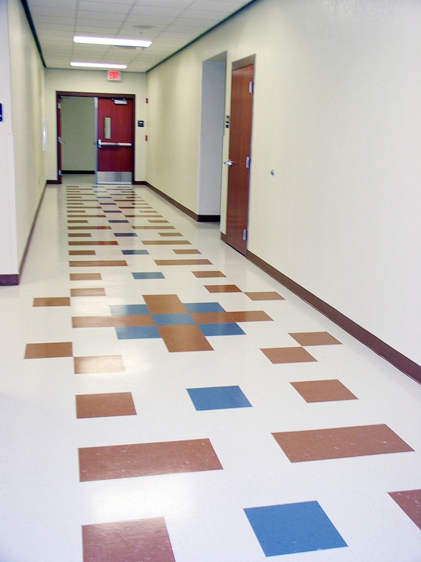 K 12 Peace River ES Hall