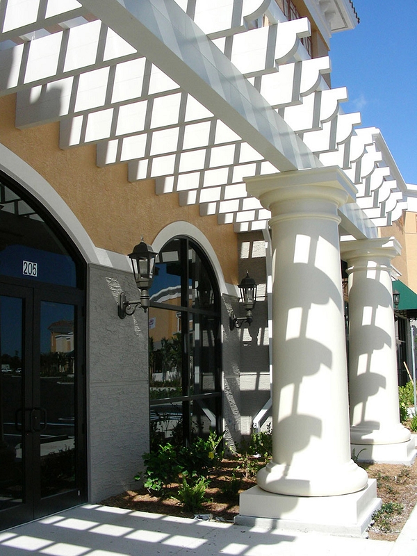 S R Village Shoppes Exterior4