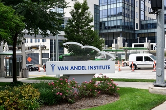 VAI Cryo electron microscopy 29