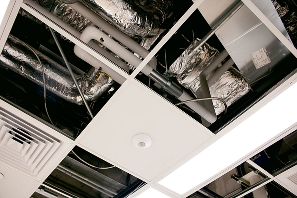 VAI Cryo electron microscopy 01