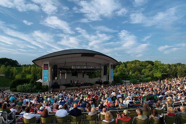 12 Amphitheater Garden Hebert1