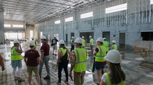 01 v3 00 00 38 06 Still008