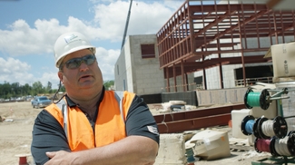 A001 C002 071152 001 mov 00 02 53 02 Still001